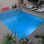 Khroma Luxury 4 Front خيرسونِسوس