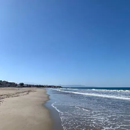 Khroma Luxury 4 Front Apartamento