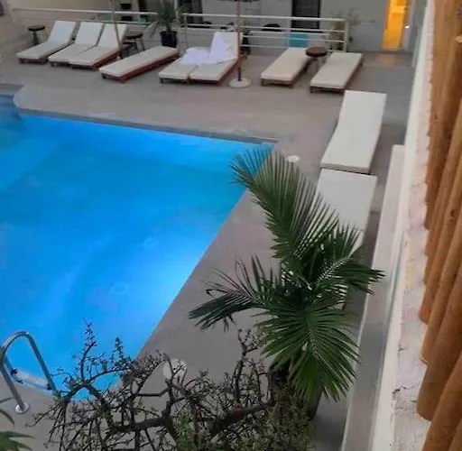 Khroma Luxury 4 Front شقة *