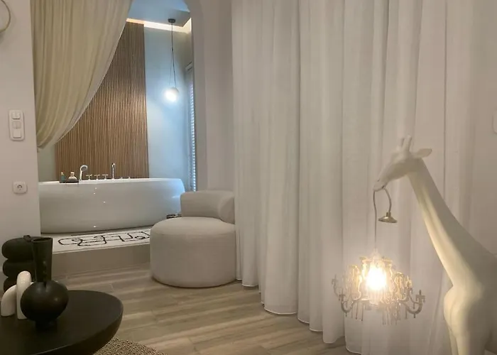 Khroma Luxury 4 Front Hersonissos (Crete)