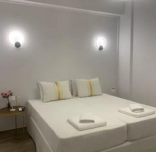 Khroma Luxury 4 Front *